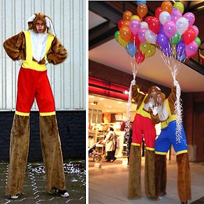 Back Stage Kitty Hagen paashaas op stelten