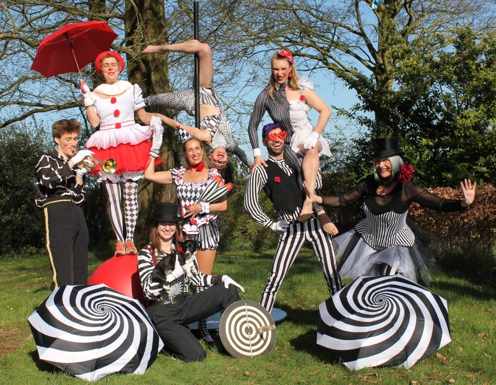 Twisted Around Doorgedraaid Theater Circus Fantasia 2026 Zomertour
